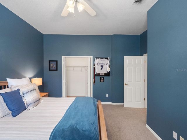 17422 HEATHER OAKS PLACE, Tampa, FL 33647