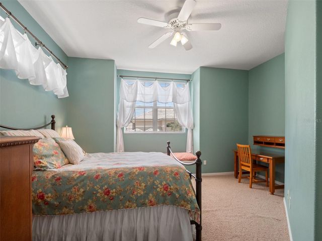 17422 HEATHER OAKS PLACE, Tampa, FL 33647