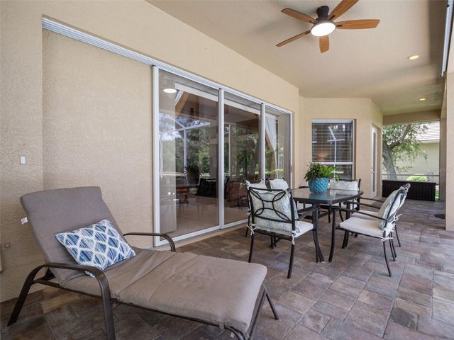 17422 HEATHER OAKS PLACE, Tampa, FL 33647