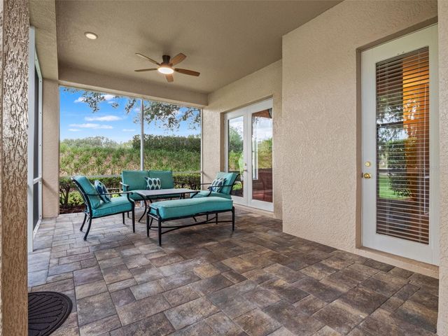 17422 HEATHER OAKS PLACE, Tampa, FL 33647