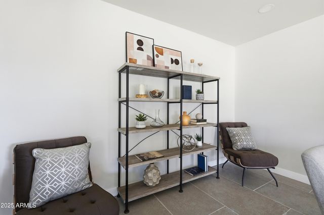 8631 E THOMAS Road, Scottsdale, AZ 85251