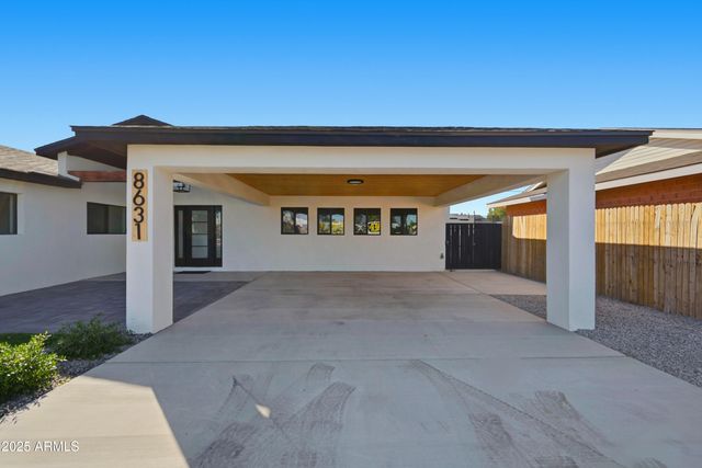 8631 E THOMAS Road, Scottsdale, AZ 85251
