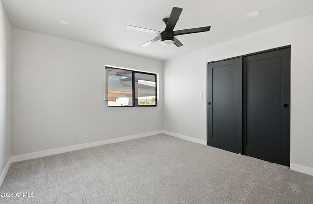 8631 E THOMAS Road, Scottsdale, AZ 85251