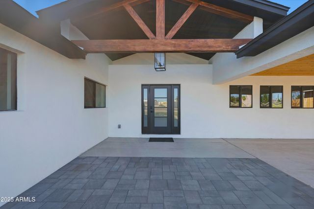 8631 E THOMAS Road, Scottsdale, AZ 85251