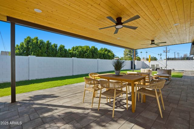 8631 E THOMAS Road, Scottsdale, AZ 85251