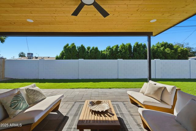 8631 E THOMAS Road, Scottsdale, AZ 85251