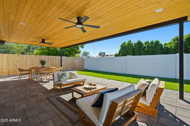 8631 E THOMAS Road, Scottsdale, AZ 85251