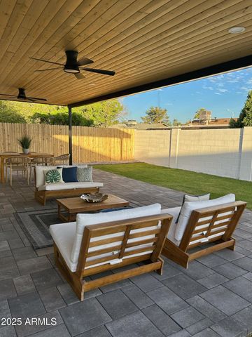 8631 E THOMAS Road, Scottsdale, AZ 85251
