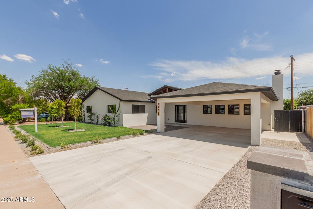 8631 E THOMAS Road, Scottsdale, AZ 85251 — photo 4