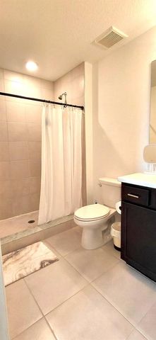 9052 Gulf Run Way C6, Lake Worth, FL 33467