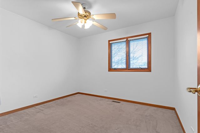 1N280 Morse Street, Carol Stream, IL 60188