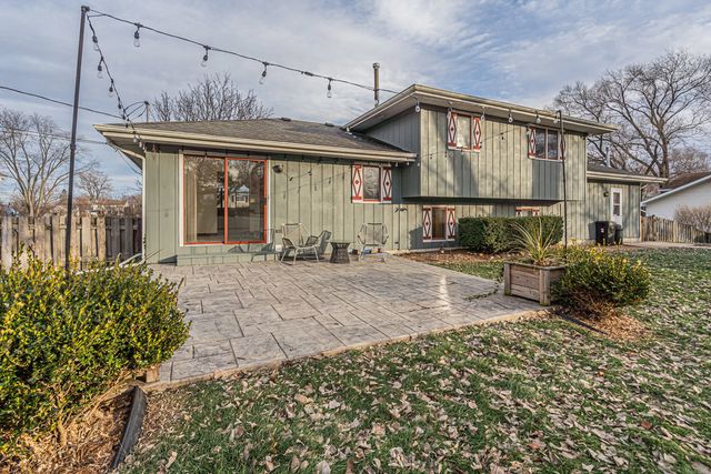 1N280 Morse Street, Carol Stream, IL 60188