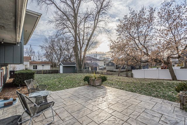 1N280 Morse Street, Carol Stream, IL 60188