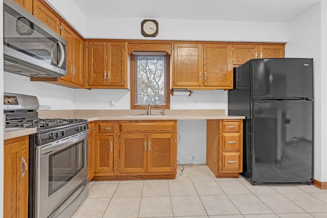 1N280 Morse Street, Carol Stream, IL 60188