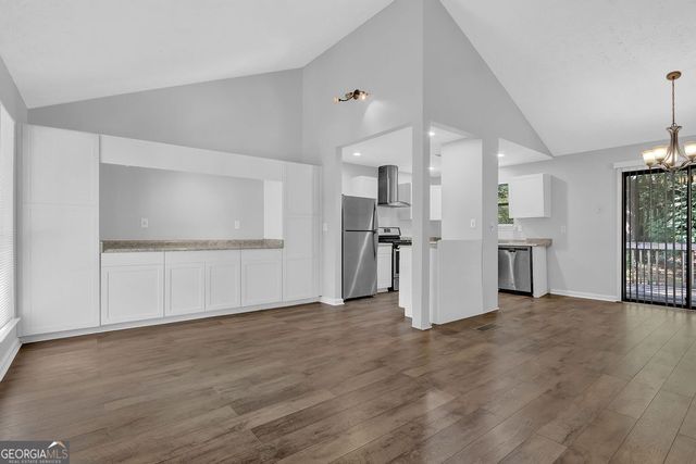 2857 Mountbery Drive, Snellville, GA 30039