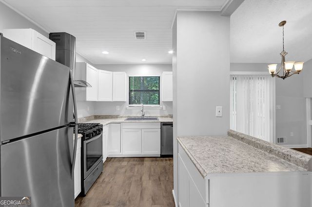 2857 Mountbery Drive, Snellville, GA 30039
