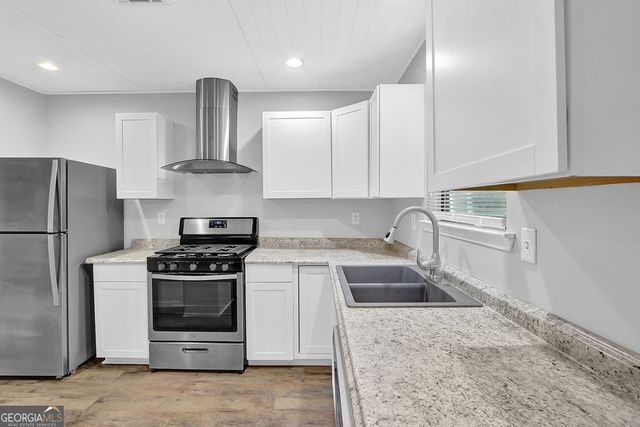 2857 Mountbery Drive, Snellville, GA 30039
