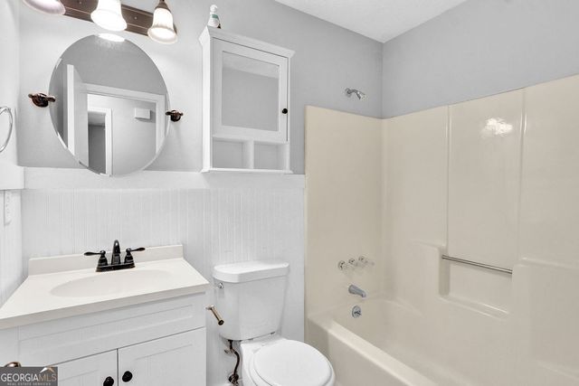 2857 Mountbery Drive, Snellville, GA 30039