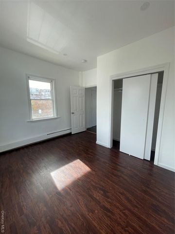 70 Dobbs Ferry Road, White Plains, NY 10607