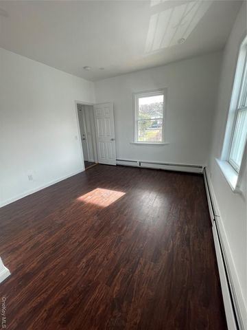 70 Dobbs Ferry Road, White Plains, NY 10607