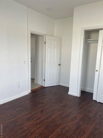 70 Dobbs Ferry Road, White Plains, NY 10607