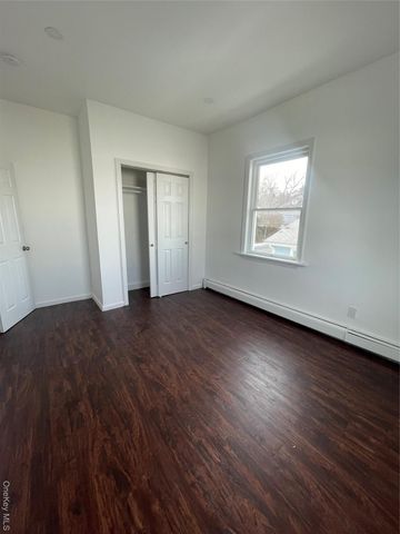 70 Dobbs Ferry Road, White Plains, NY 10607