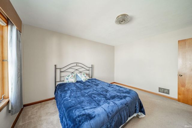 630 S 11Th Street, New Castle, IN 47362