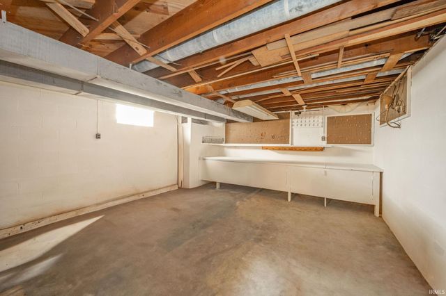 630 S 11Th Street, New Castle, IN 47362