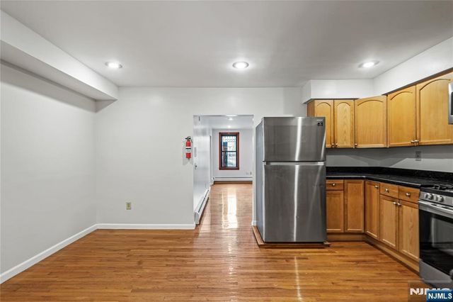 800 Ocean Avenue 1, Jersey City, NJ 07304