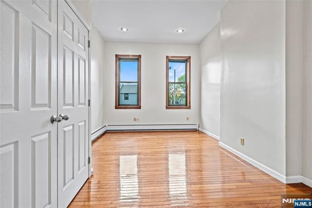 800 Ocean Avenue 1, Jersey City, NJ 07304