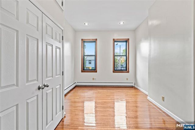 800 Ocean Avenue 1, Jersey City, NJ 07304