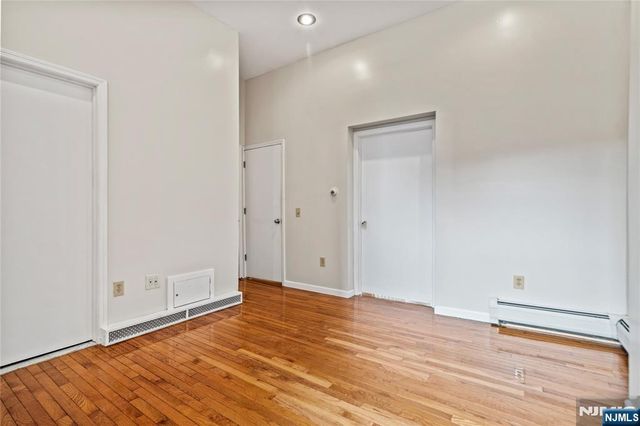 800 Ocean Avenue 1, Jersey City, NJ 07304