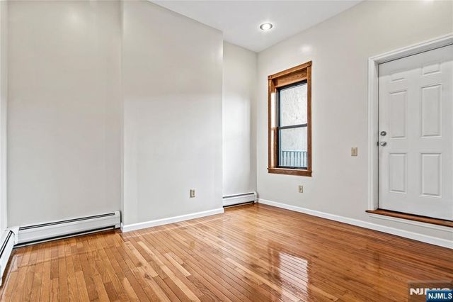 800 Ocean Avenue 1, Jersey City, NJ 07304