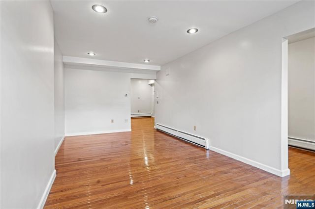 800 Ocean Avenue 1, Jersey City, NJ 07304