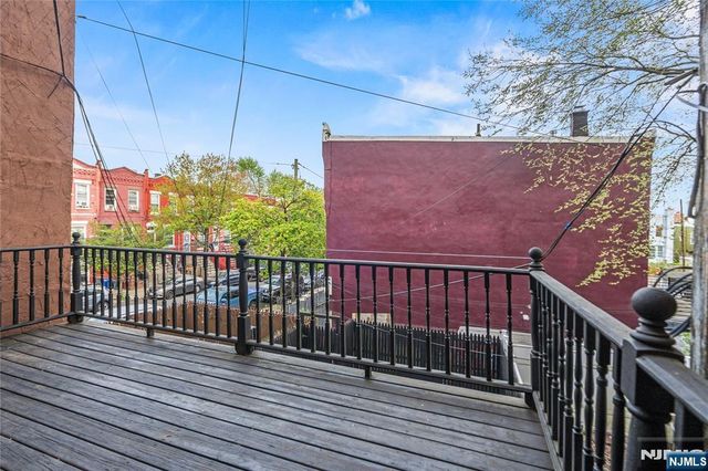 800 Ocean Avenue 1, Jersey City, NJ 07304