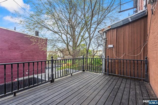 800 Ocean Avenue 1, Jersey City, NJ 07304