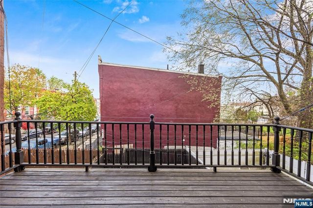 800 Ocean Avenue 1, Jersey City, NJ 07304