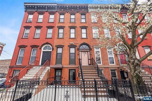 800 Ocean Avenue 1, Jersey City, NJ 07304