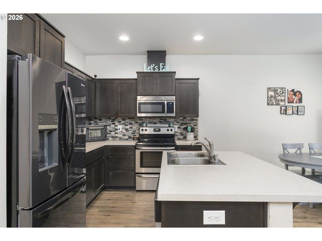 1540 Ne 87TH Way, Vancouver, WA 98665