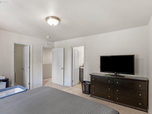 1540 Ne 87TH Way, Vancouver, WA 98665