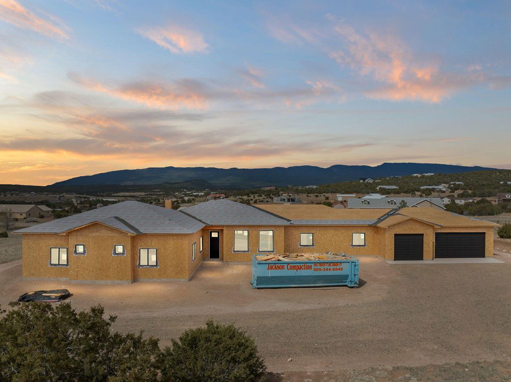 16 EASTSIDE Loop, Sandia Park, NM 87047