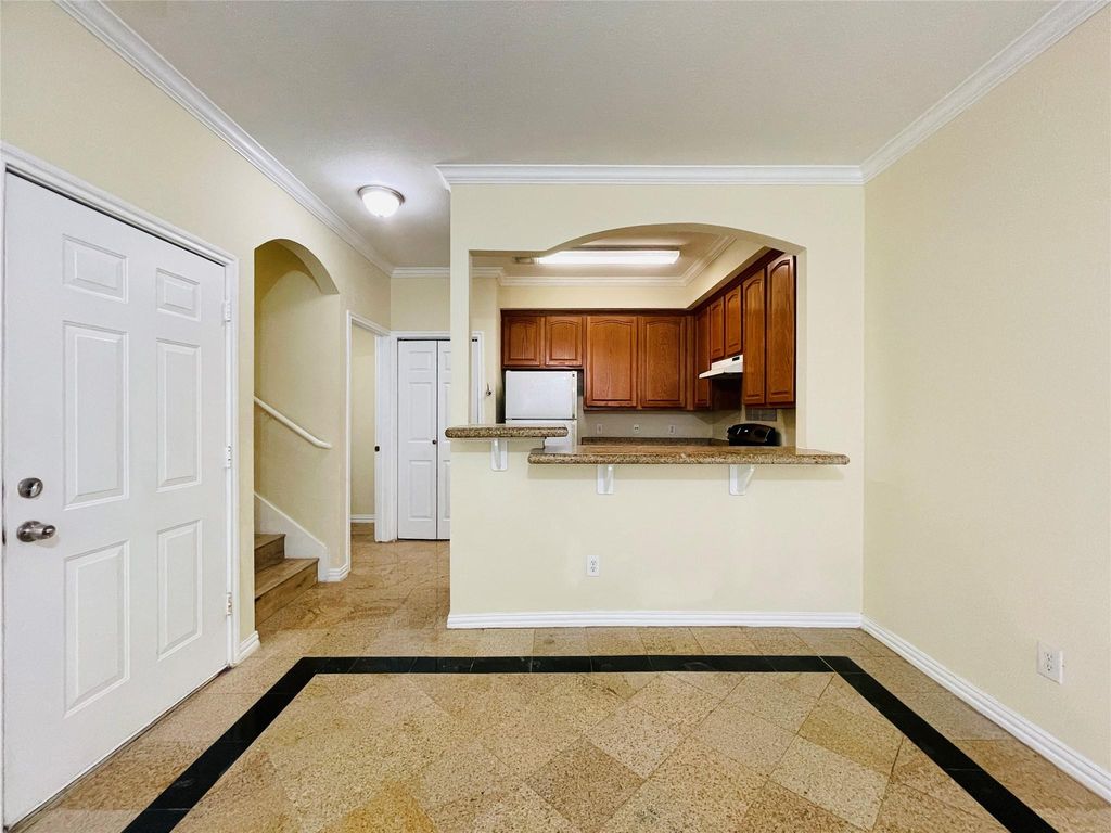 9400 Bellaire Blvd 603, Houston, TX 77036