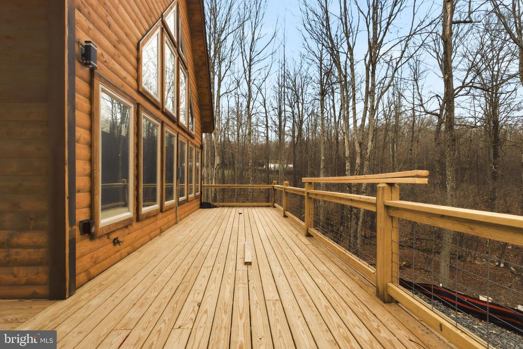 Image 30 of property listing at 2 NATURE RUN, Mc Henry, MD 21541