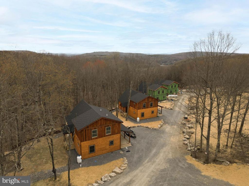 Image 34 of property listing at 2 NATURE RUN, Mc Henry, MD 21541