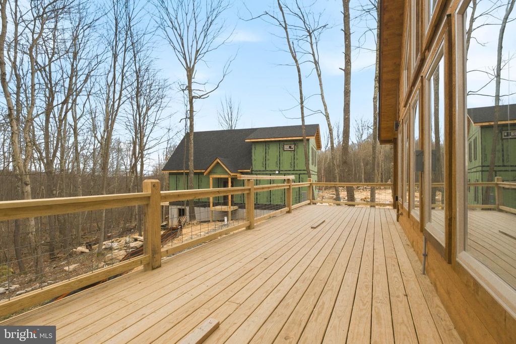 Image 35 of property listing at 2 NATURE RUN, Mc Henry, MD 21541