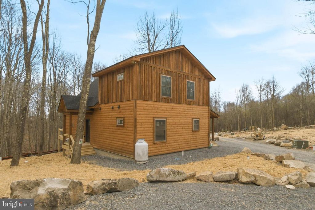 Image 39 of property listing at 2 NATURE RUN, Mc Henry, MD 21541