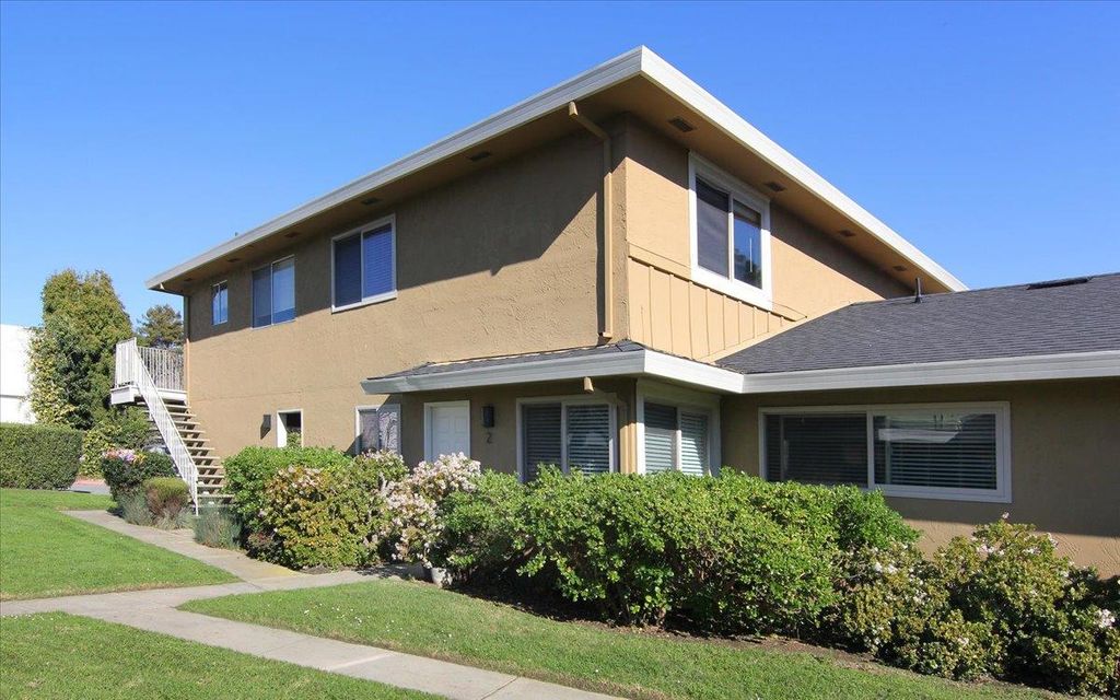 4435 Diamond Street 2, Capitola, CA 95010