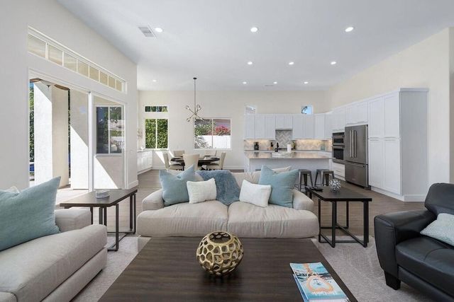 71 Via Las Flores, Rancho Mirage, CA 92270