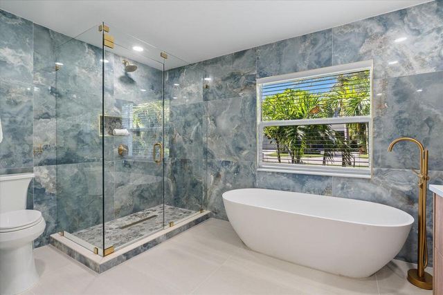 1132 NE 3rd Avenue, Boca Raton, FL 33432