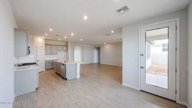 23069 W IRMA Lane, Surprise, AZ 85387